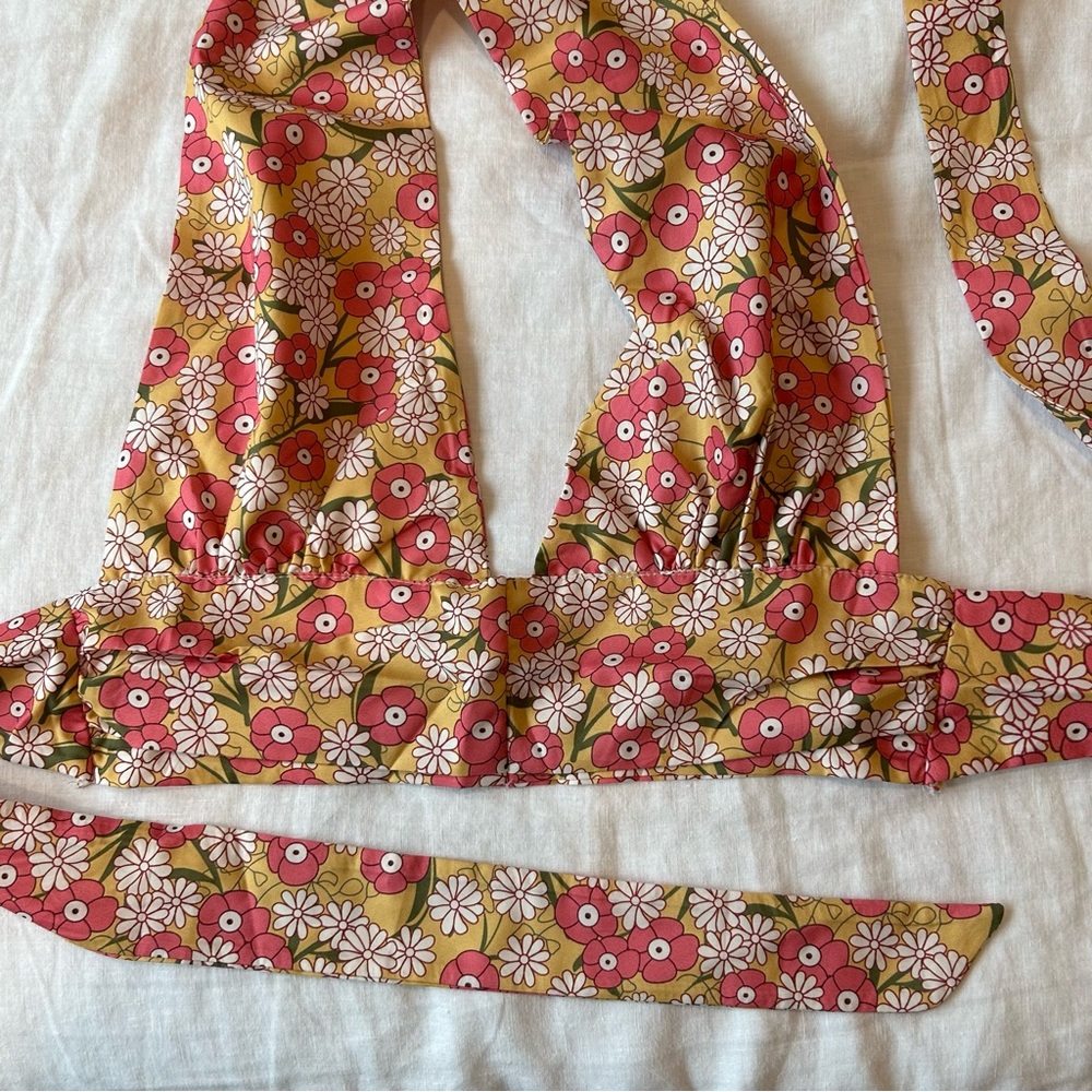 Floral halter top